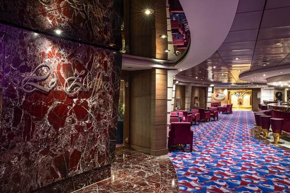 MSC Cruises MSC Orchestra Zaffiro Bar 4 ©MSC Rights - Ivan Sarfatti.jpg